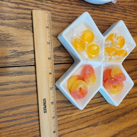 Trio of Ceramic Serving Dishes - Picture 4 of 9